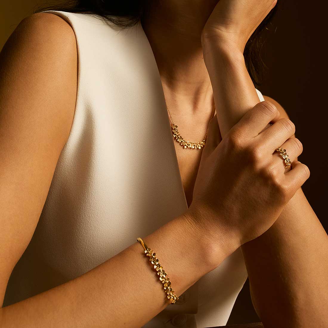 BOHO MULTI-FLOWER BANGLE