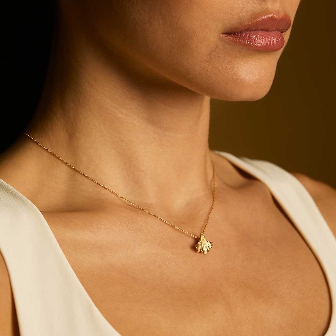 BOHO GINKGO BILOBA NECKLACE